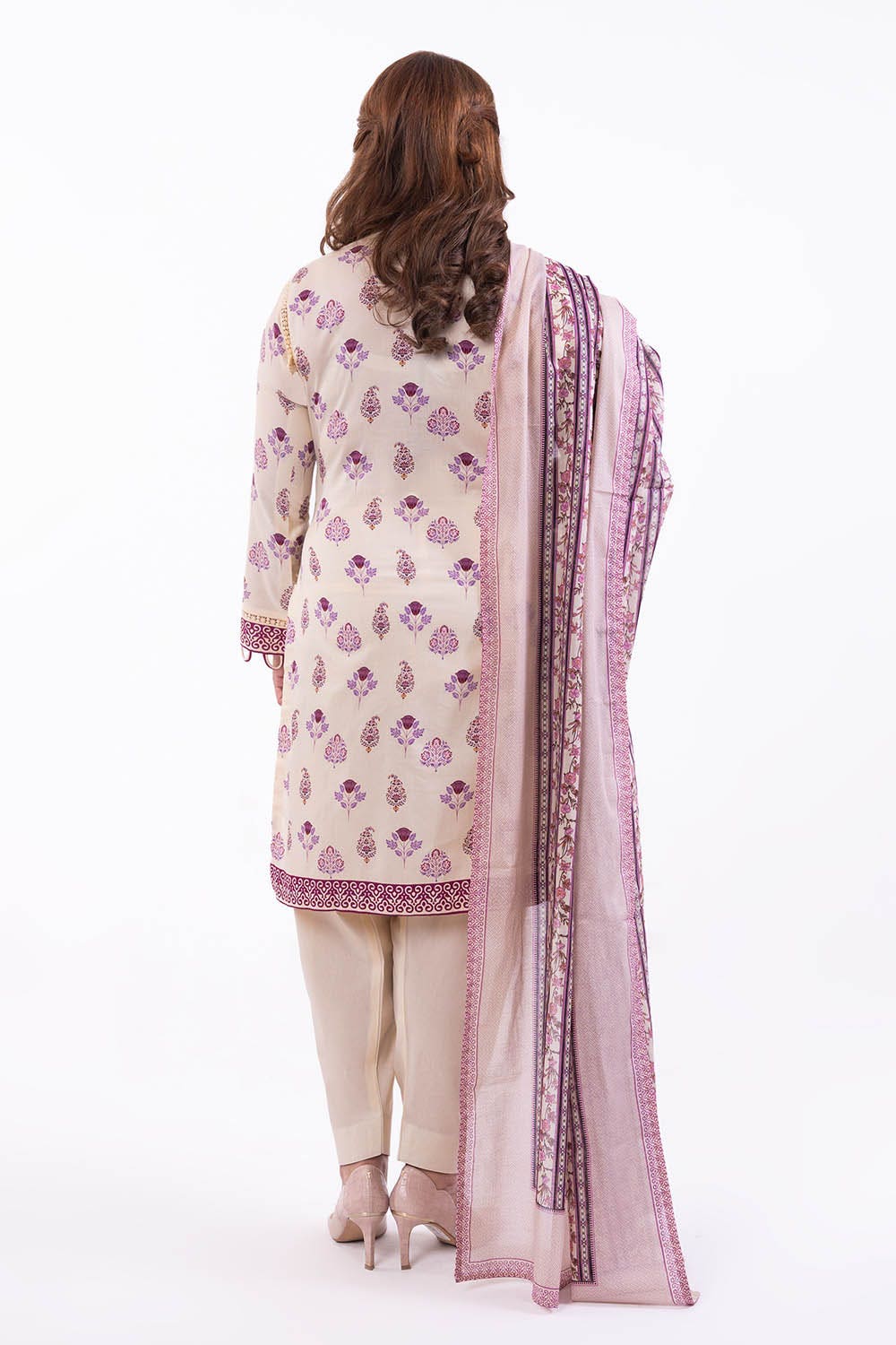 Gul Ahmed 3 Piece Unstitched Printed Lawn Suit CL-42300 B