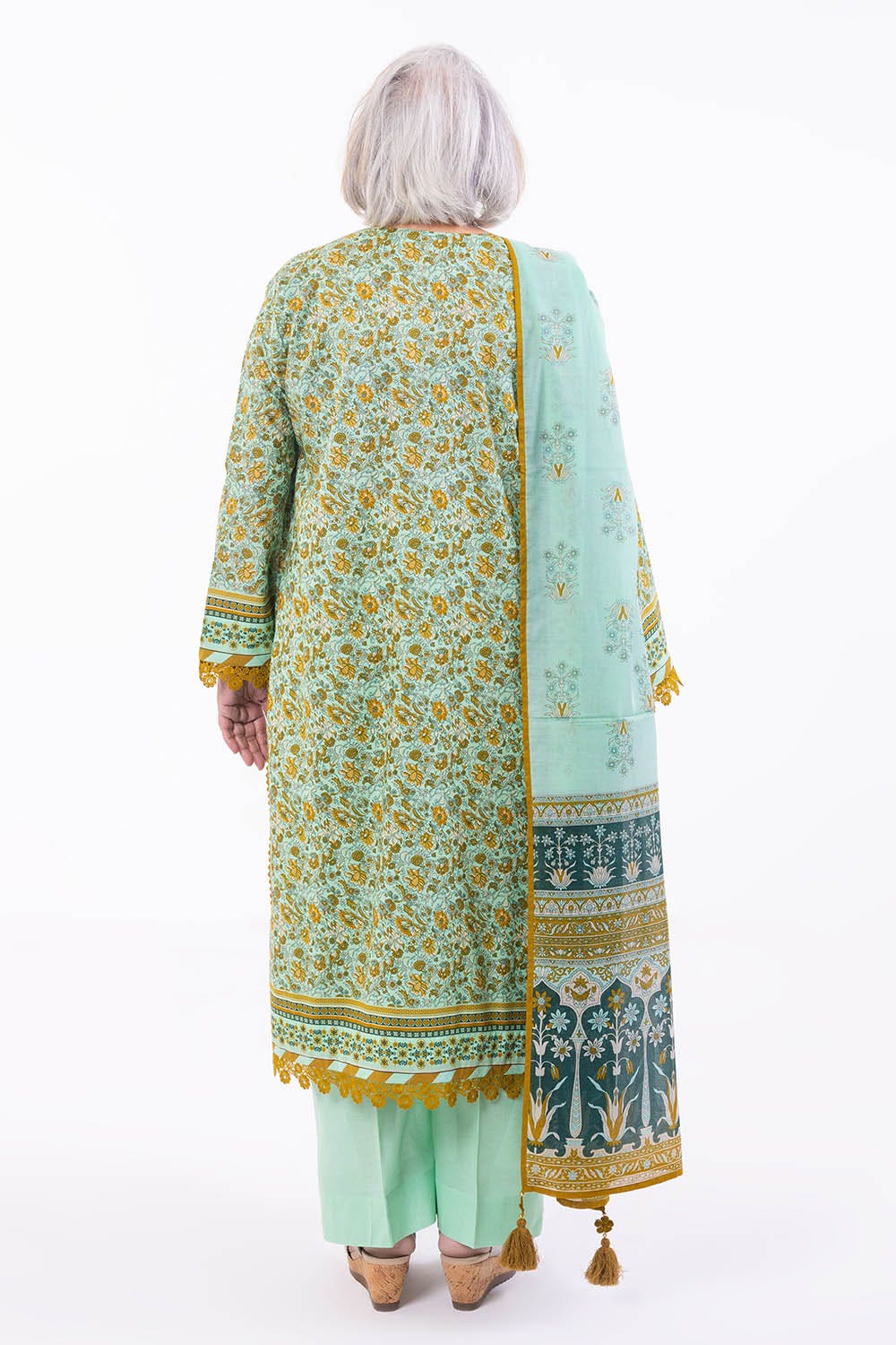 Gul Ahmed 3 Piece Unstitched Printed Lawn Suit CL-52372 B