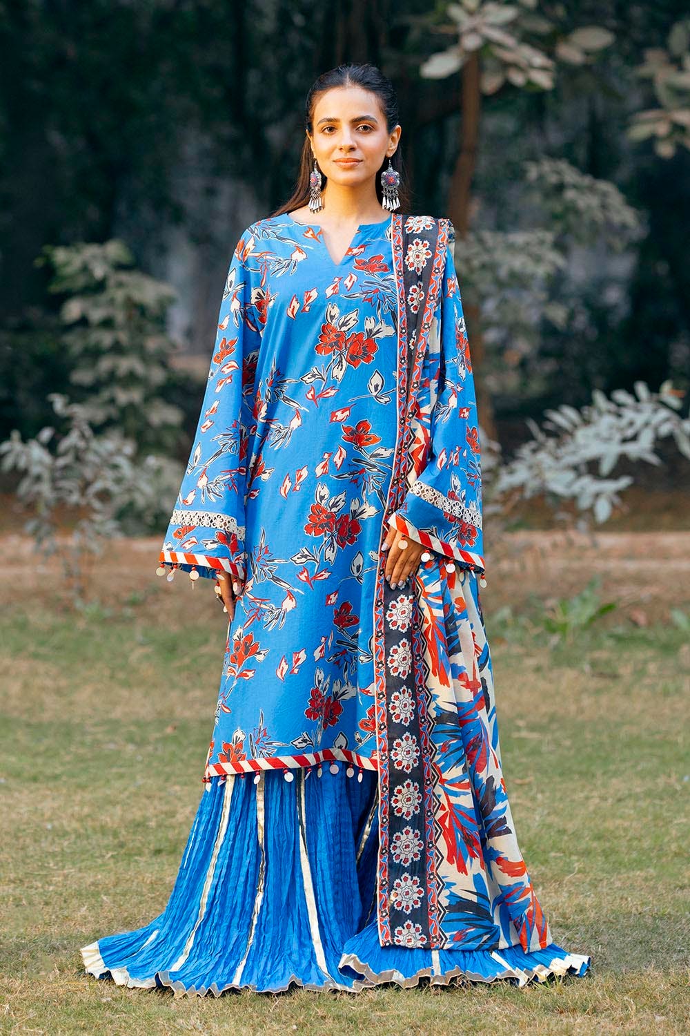 Gul Ahmed 3 Piece Unstitched Printed Lawn Suit CL-52424