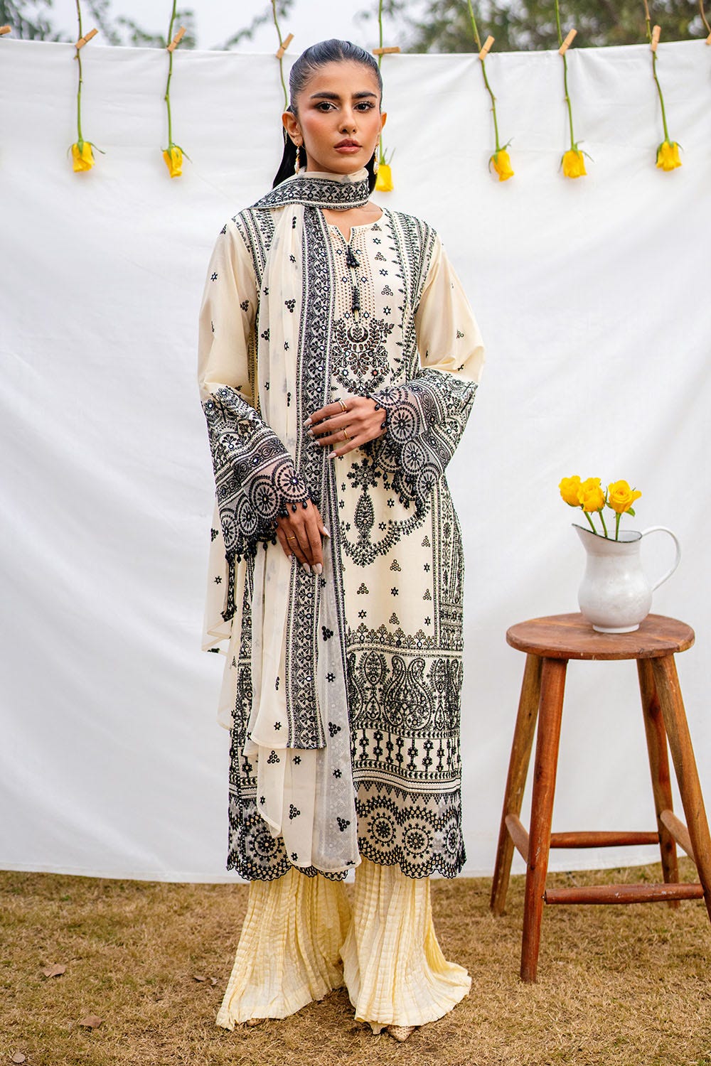 Gul Ahmed 3 Piece Unstitched Embroidered Lawn Suit with Embroidered Chiffon Dupatta PM-52057